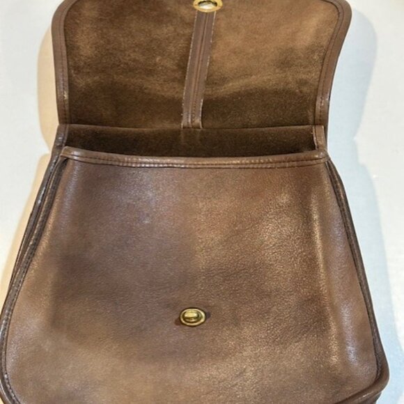 Vintage Coach Crescent Saddle Bag with Brass Hardware - Picture 8 of 10